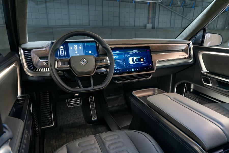 Торпедо Rivian R1T 2018 года  (фото 9 из 58)